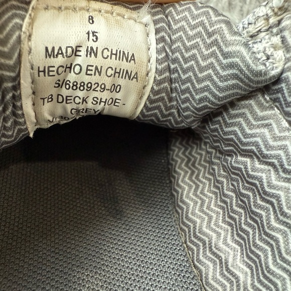 Old Navy Kids Moccasins in Light Gray - Picture 7 of 7